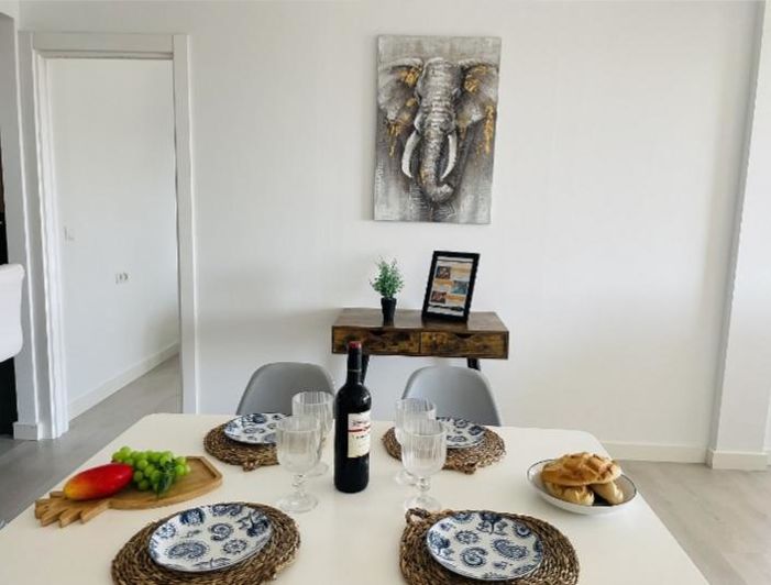 Image No.11-3 Bed Property for sale