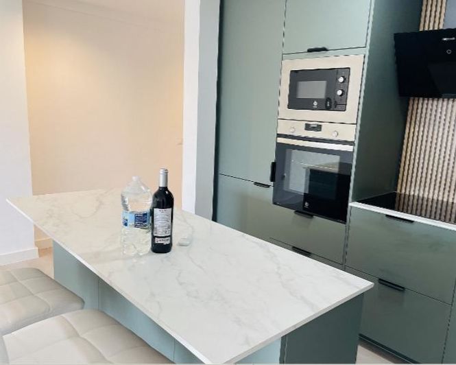 Image No.15-3 Bed Property for sale