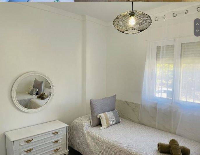 Image No.23-3 Bed Property for sale