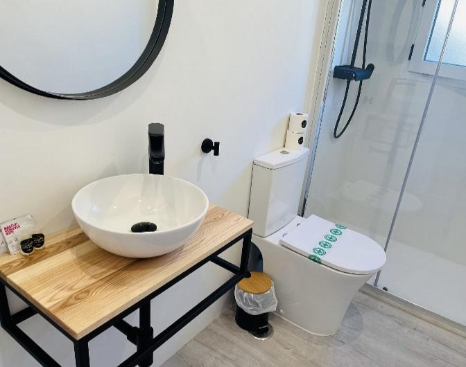 Image No.35-3 Bed Property for sale