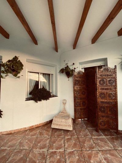 Image No.7-6 Bed Property for sale