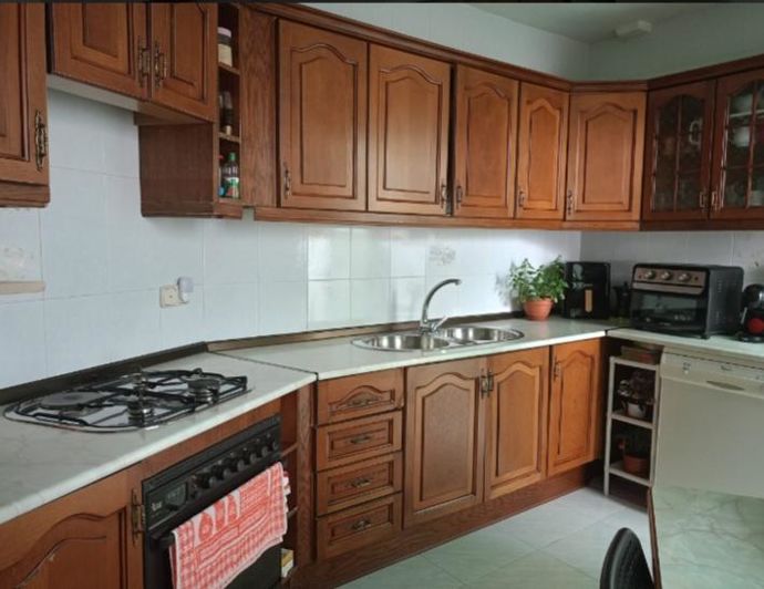 Image No.13-3 Bed Property for sale