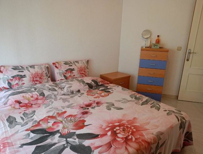 Image No.15-3 Bed Property for sale