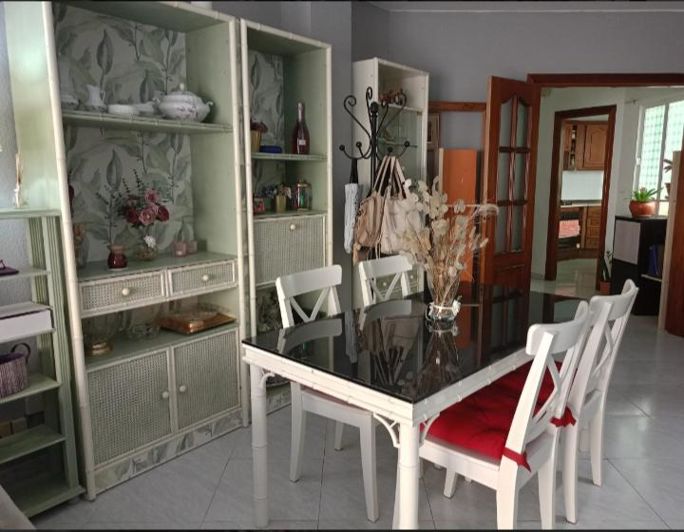 Image No.3-3 Bed Property for sale