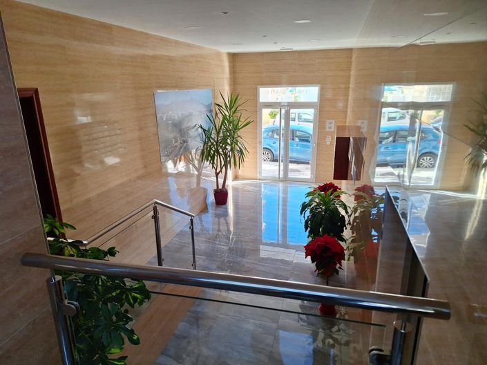 Image No.19-1 Bed Property for sale