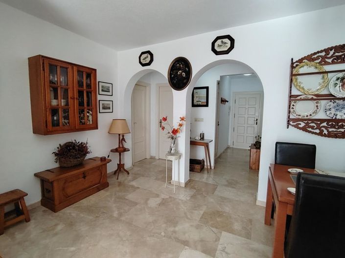 Image No.14-2 Bed Property for sale