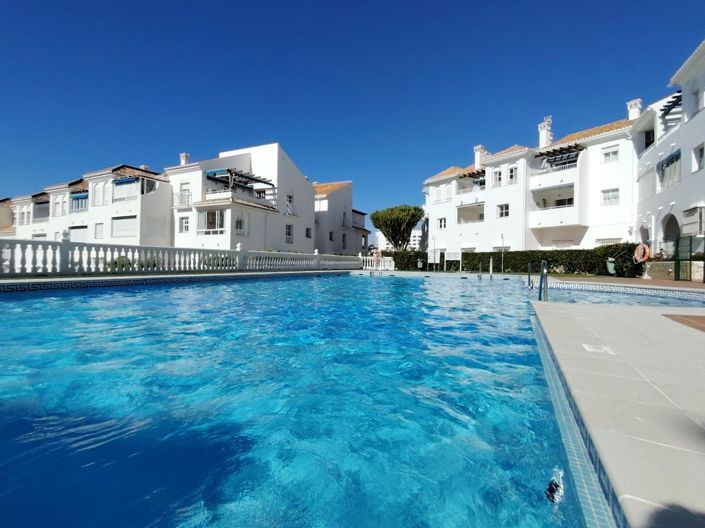 Image No.2-2 Bed Property for sale