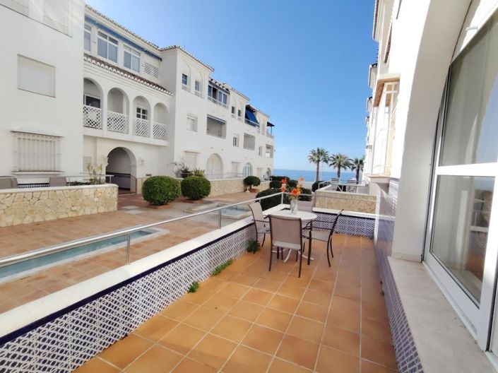 Image No.3-2 Bed Property for sale