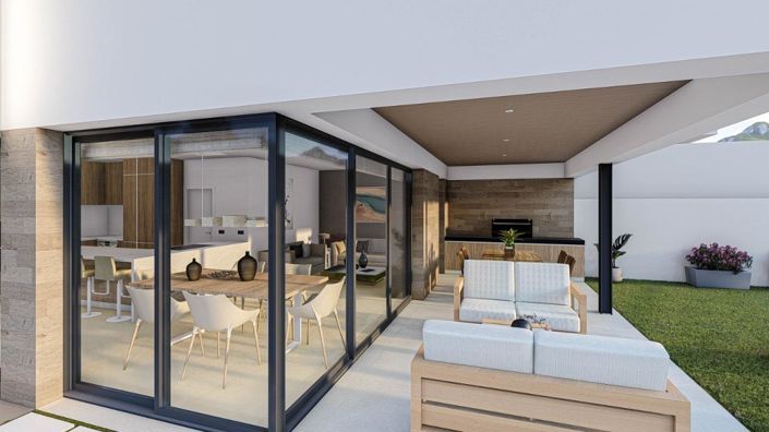 Image No.4-4 Bed Property for sale