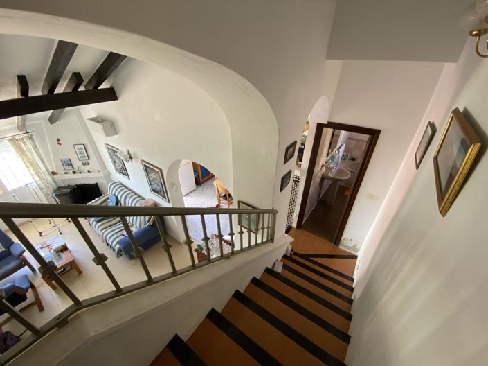 Image No.15-2 Bed Property for sale