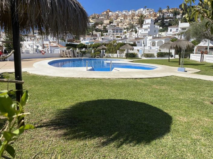 Image No.24-2 Bed Property for sale