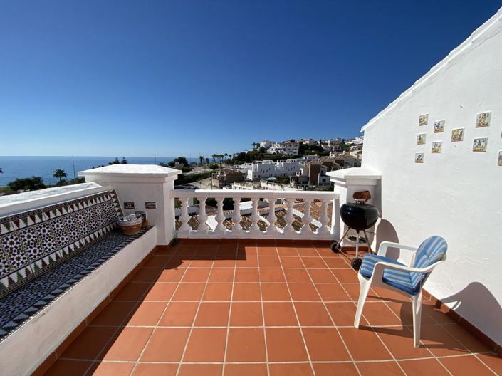 Image No.5-2 Bed Property for sale