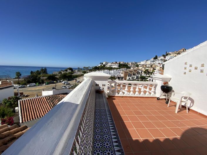 Image No.7-2 Bed Property for sale