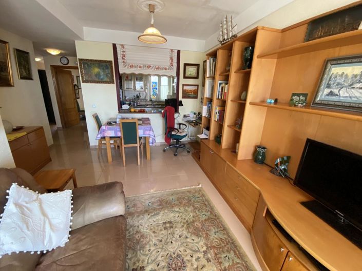 Image No.10-2 Bed Property for sale