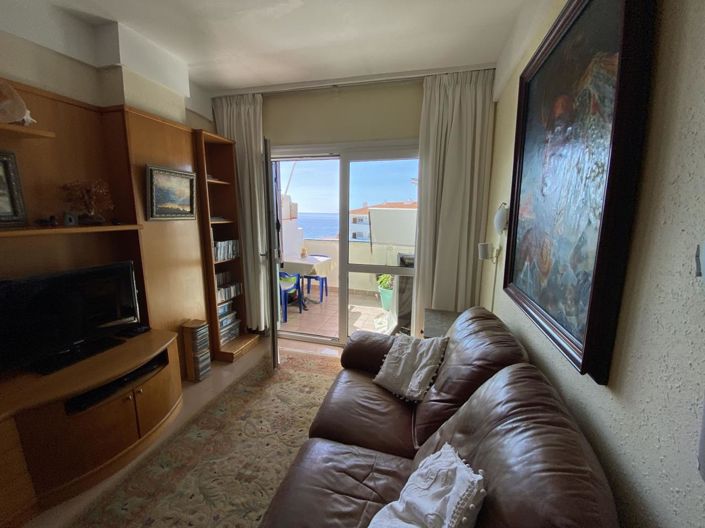 Image No.13-2 Bed Property for sale