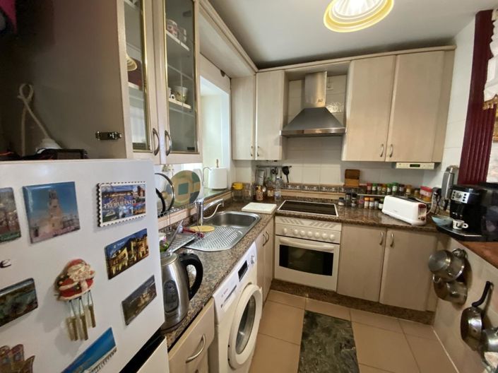 Image No.14-2 Bed Property for sale