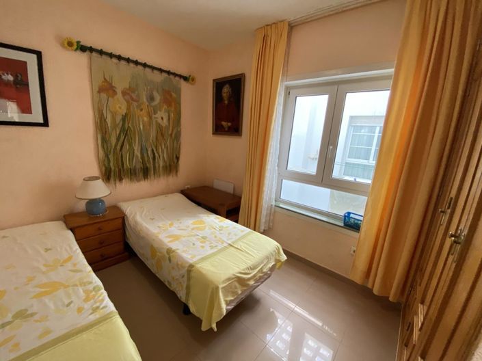 Image No.22-2 Bed Property for sale