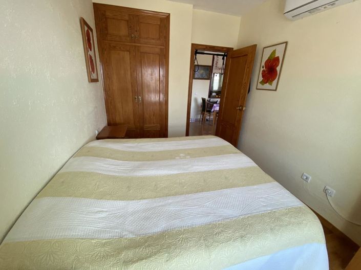 Image No.28-2 Bed Property for sale