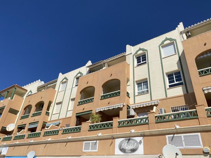 Image No.34-2 Bed Property for sale