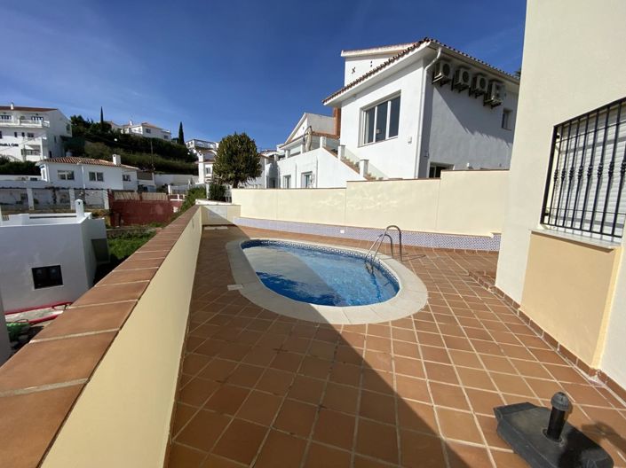 Image No.29-2 Bed Property for sale