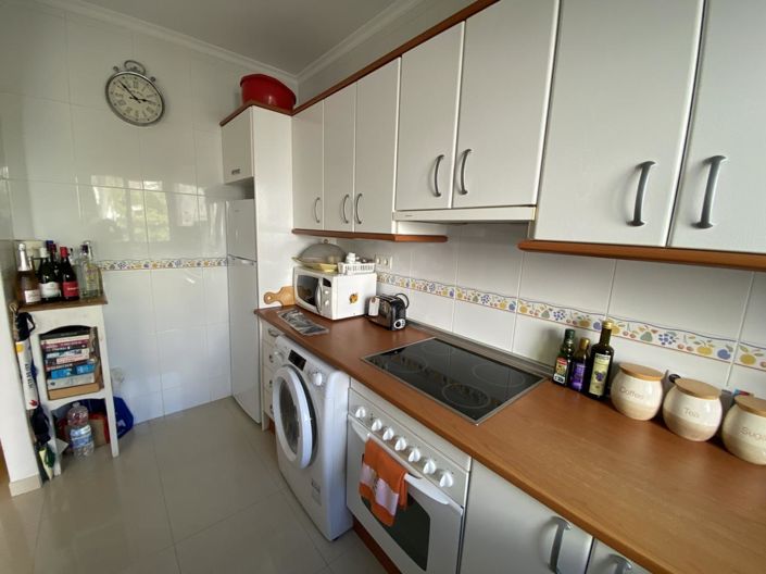 Image No.8-2 Bed Property for sale