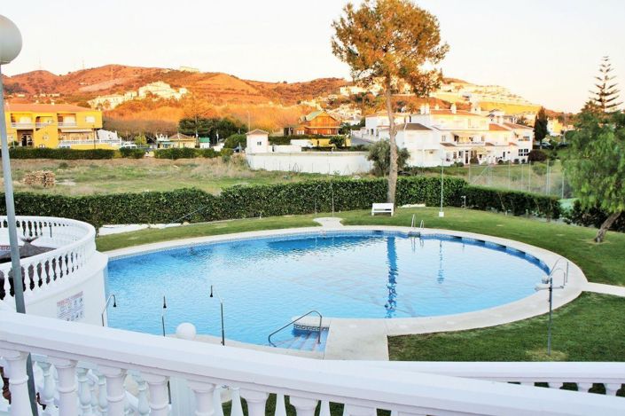 Image No.1-3 Bed Property for sale