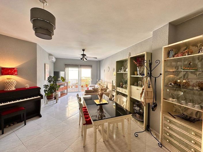 Image No.11-3 Bed Property for sale