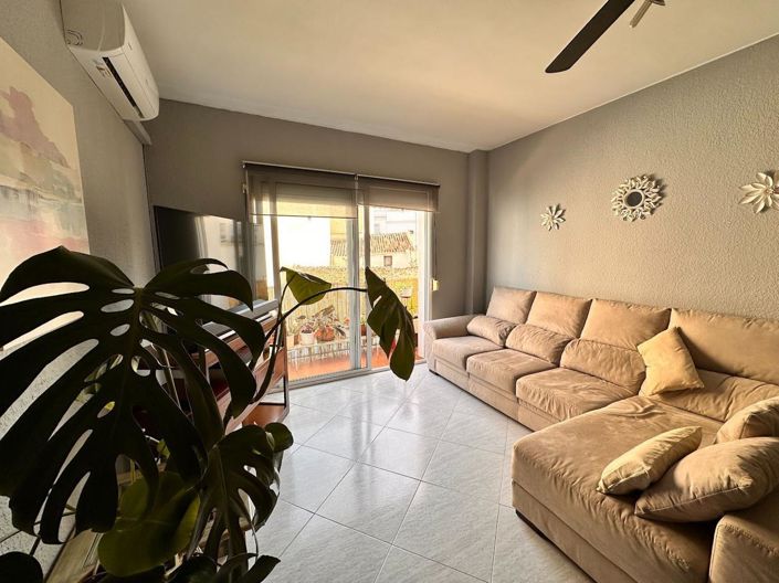 Image No.1-3 Bed Property for sale