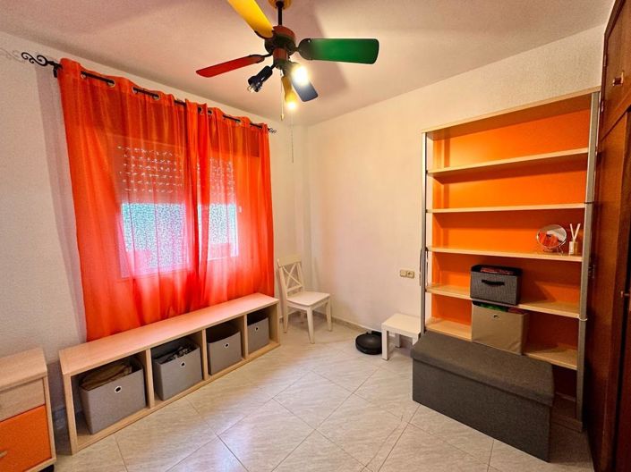 Image No.24-3 Bed Property for sale