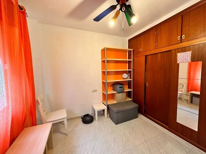 Image No.25-3 Bed Property for sale