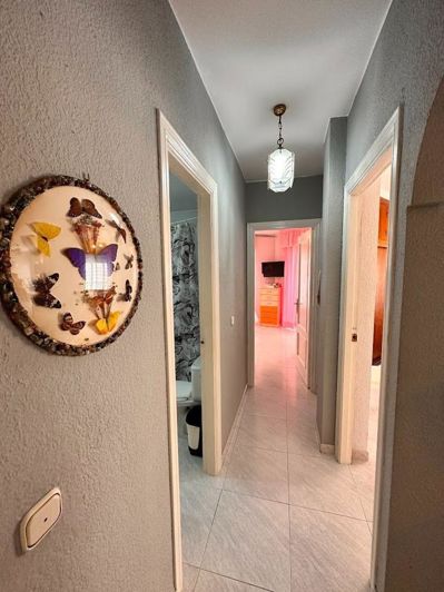 Image No.27-3 Bed Property for sale