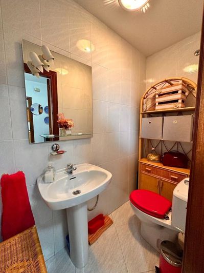 Image No.30-3 Bed Property for sale