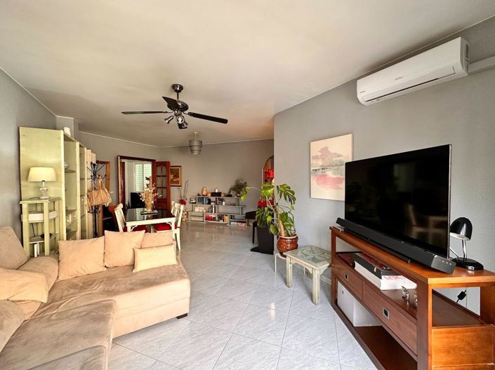 Image No.3-3 Bed Property for sale