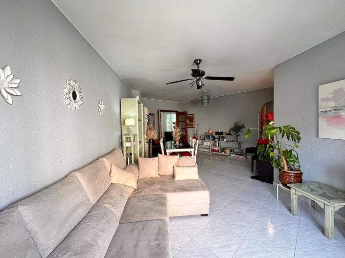 Image No.5-3 Bed Property for sale