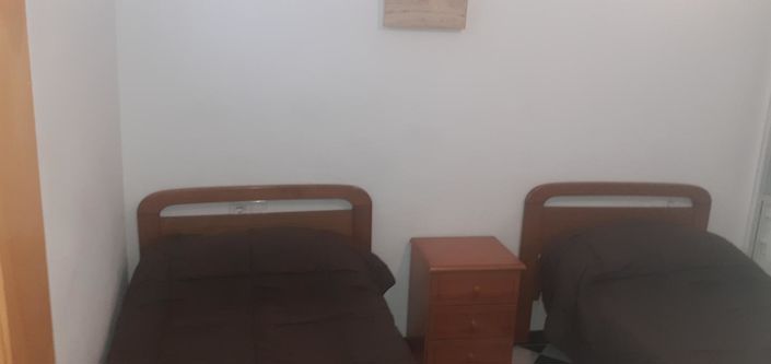 Image No.28-3 Bed Property for sale