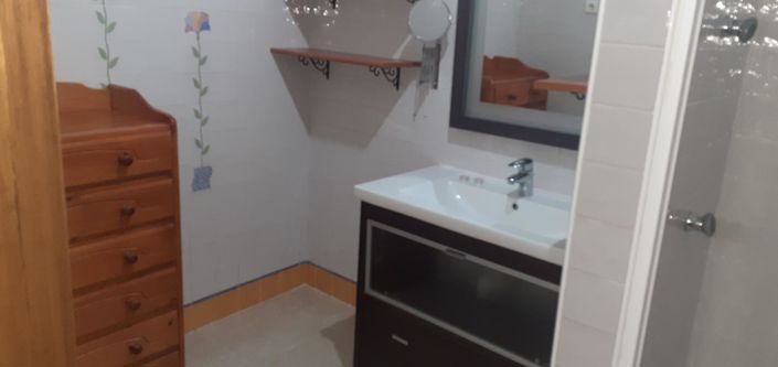 Image No.16-1 Bed Property for sale