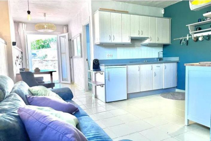 Image No.25-3 Bed Property for sale