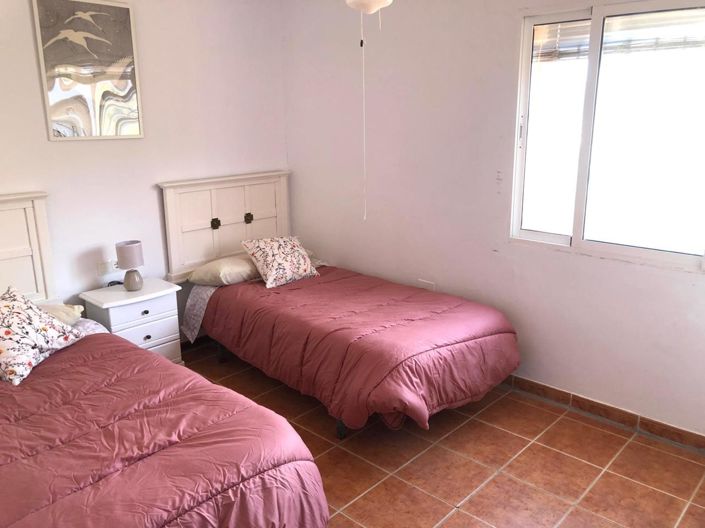 Image No.15-5 Bed Property for sale