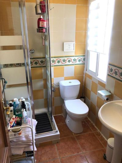 Image No.17-5 Bed Property for sale