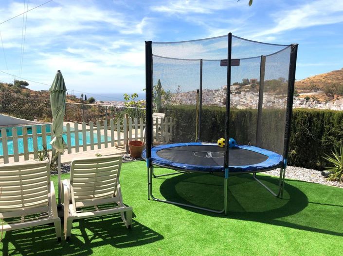 Image No.22-5 Bed Property for sale