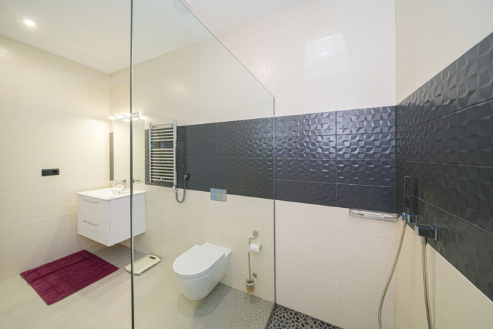 Image No.28-6 Bed Villa for sale