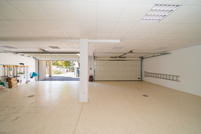 Image No.36-6 Bed Villa for sale