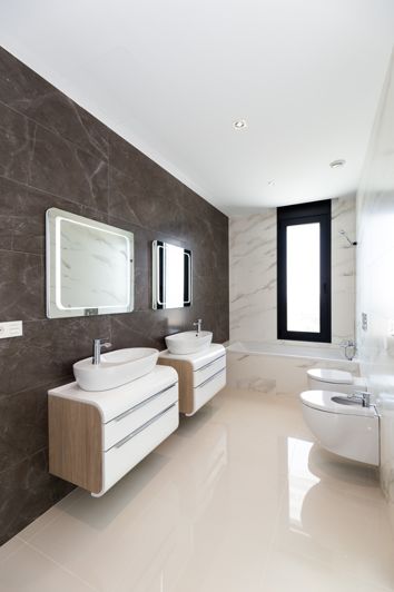 Image No.13-5 Bed Villa for sale