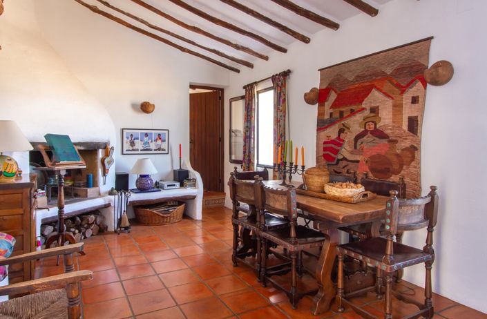 Image No.4-4 Bed House for sale