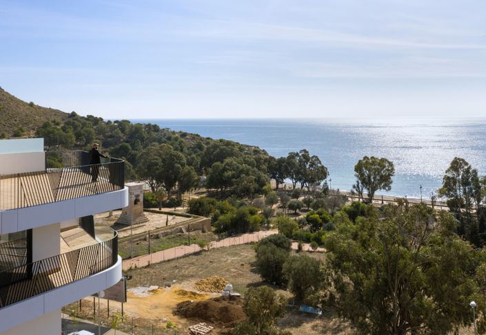 Image No.14-3 Bed Apartment for sale