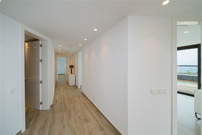 Image No.23-3 Bed Villa for sale