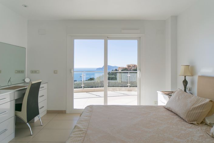 Image No.33-5 Bed Villa for sale