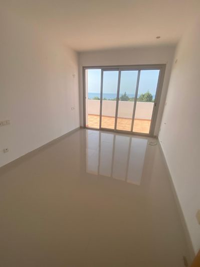 Image No.15-5 Bed Villa for sale