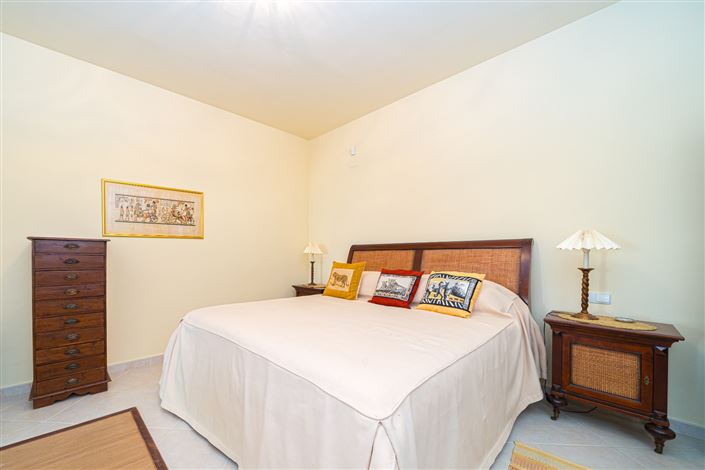 Image No.18-5 Bed Villa for sale