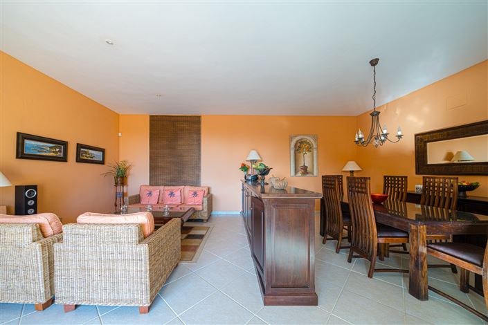 Image No.36-5 Bed Villa for sale